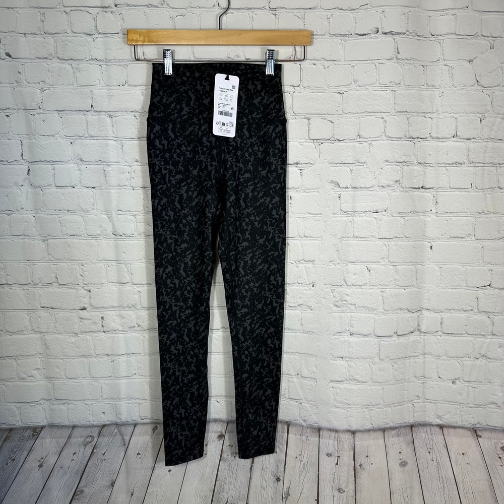 NEW Varley Freesoft High Rise Legging 25 Black Grey Abstract Print VAR01817 XS